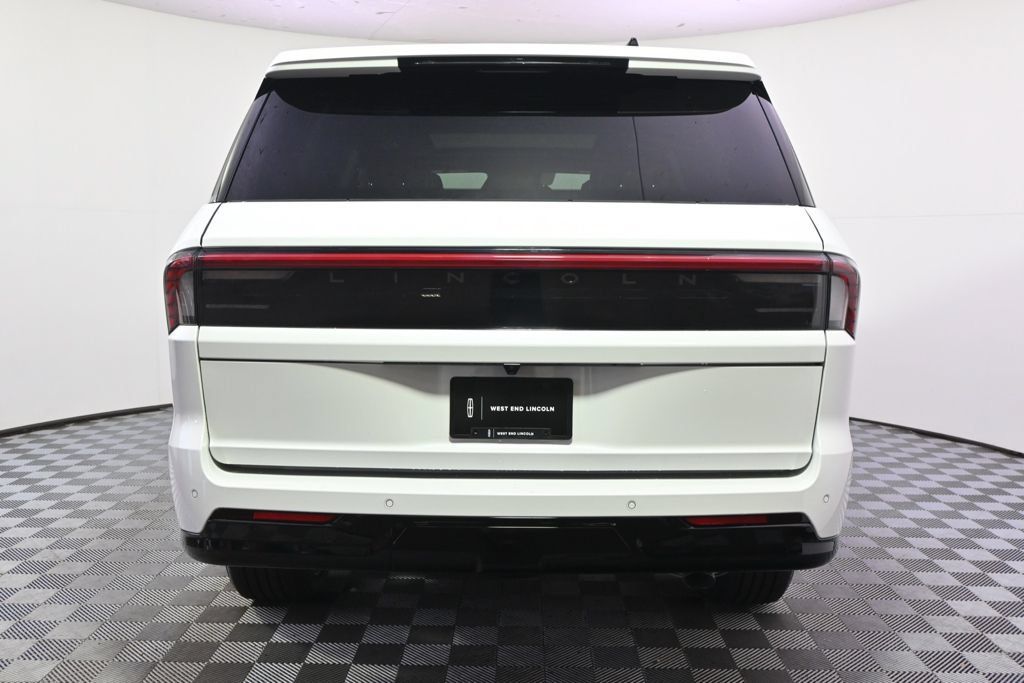 New 2027 Lincoln Navigator Black Label AWD/4WD image 5