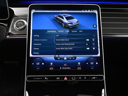 Used 2023 Mercedes-Benz S 500 4MATIC w/ AMG Line image 42