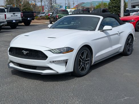 Used 2021 Ford Mustang Premium image 2