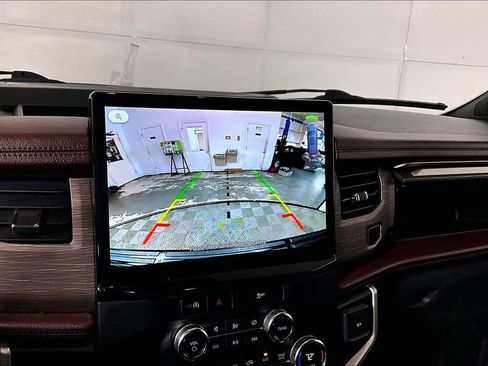 Used 2023 Ford Expedition Max Limited image 21