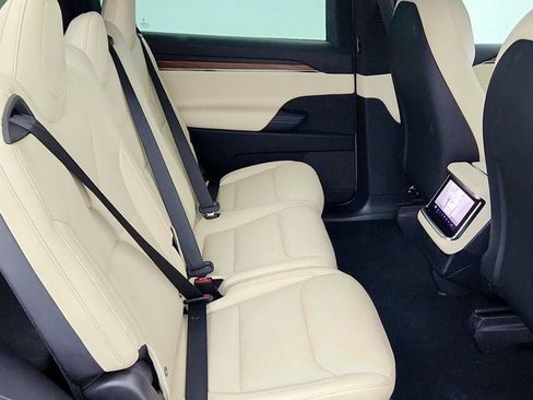 Used 2022 Tesla Model X AWD/4WD image 26