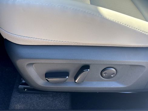 New 2026 Nissan Rogue SV w/ SV Premium Package image 27