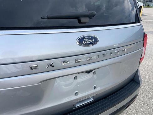 Certified 2022 Ford Expedition XLT RWD image 30