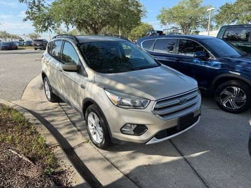 Used 2018 Ford Escape SE AWD/4WD image 7
