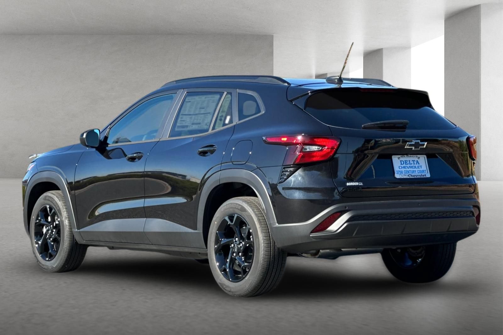 New 2026 Chevrolet Trax LT w/ Driver Confidence Package FWD image 6