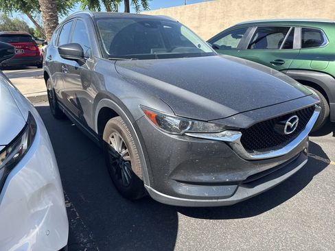 Used 2017 MAZDA CX-5 Touring w/ Preferred Equipment Package FWD image 3