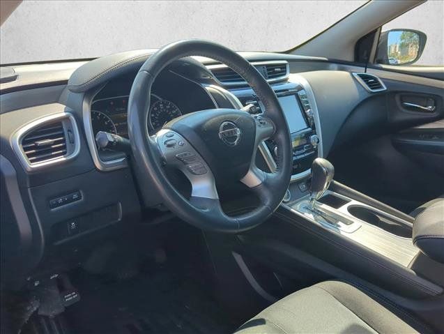 Used 2018 Nissan Murano SV FWD image 9