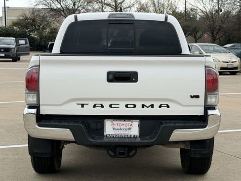 Used 2023 Toyota Tacoma TRD Off-Road image 5