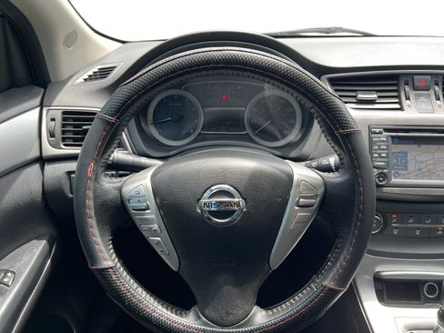 Used 2013 Nissan Sentra SR w/ Premium Pkg FWD image 14