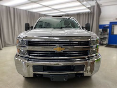 Used 2015 Chevrolet Silverado 3500 W/T w/ Snow Plow Prep Package AWD/4WD image 11