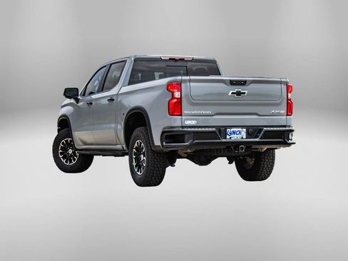 Used 2024 Chevrolet Silverado 1500 ZR2 AWD/4WD image 8