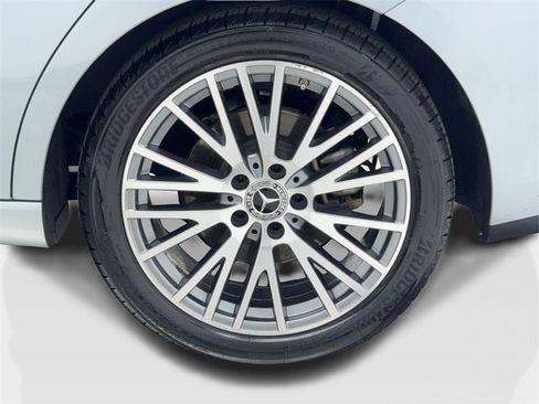 Used 2025 Mercedes-Benz CLA 250 image 56