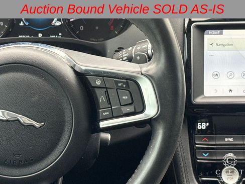 Used 2020 Jaguar F-PACE Prestige image 17