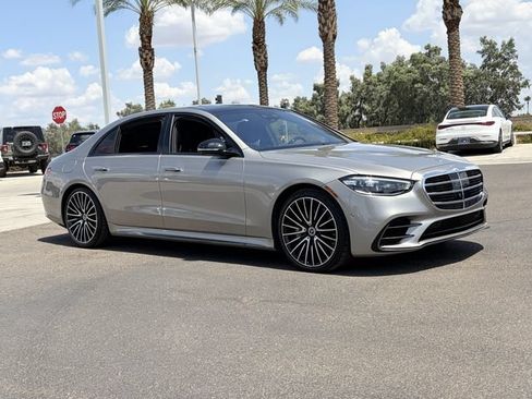 Used 2024 Mercedes-Benz S 580 4MATIC Sedan image 4