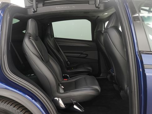 Used 2023 Tesla Model X Plaid image 12