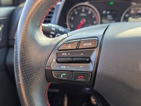 Used 2018 Hyundai Elantra Sport FWD image 25