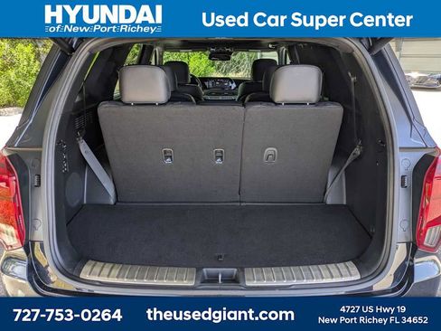 Used 2020 Hyundai Palisade Limited FWD image 12