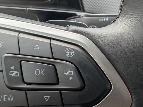 Used 2024 Volkswagen Atlas Cross Sport SEL Premium R-Line image 72