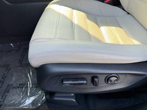 Used 2023 Honda CR-V EX-L image 13