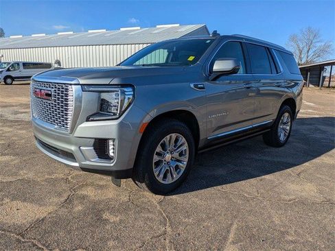 Used 2023 GMC Yukon Denali image 8
