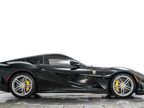 Used 2020 Ferrari 812 Superfast image 46