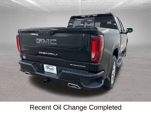Used 2024 GMC Sierra 1500 Denali w/ Technology Package image 12