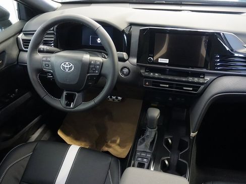 New 2026 Toyota Camry SE image 27