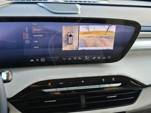 New 2026 Buick Enclave Avenir w/ Super Cruise Package AWD/4WD image 23