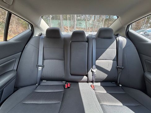 Used 2025 Nissan Altima 2.5 SV image 39