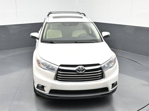 Used 2016 Toyota Highlander XLE AWD/4WD image 22