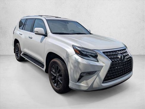 Used 2023 Lexus GX 460 Premium w/ Premium Plus Package AWD/4WD image 3