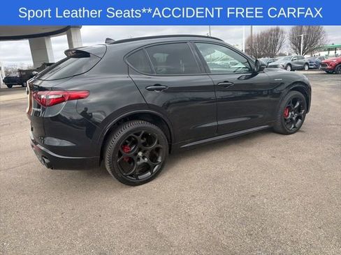 Used 2022 Alfa Romeo Stelvio Veloce image 13