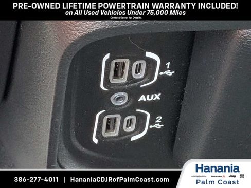 Used 2022 RAM 1500 Laramie AWD/4WD image 23