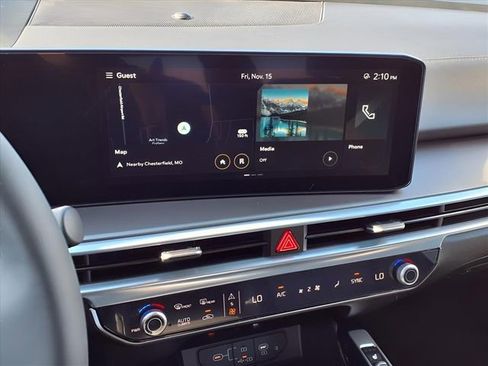 New 2025 Kia Sorento SX image 8