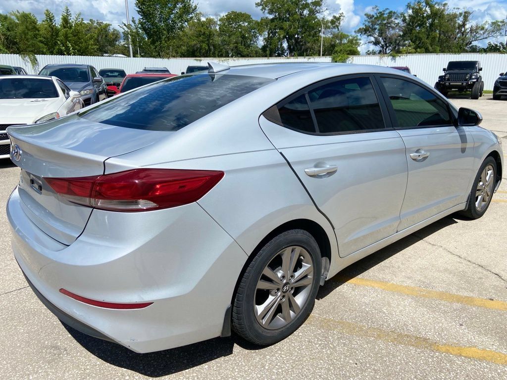 Used 2012 Hyundai Sonata Limited w/ Navigation Pkg FWD image 6