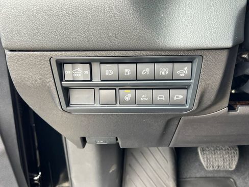 New 2026 Toyota Tundra Limited AWD/4WD image 21