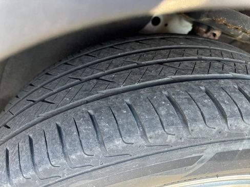 Used 2020 GMC Terrain SLT w/ Preferred Package image 28