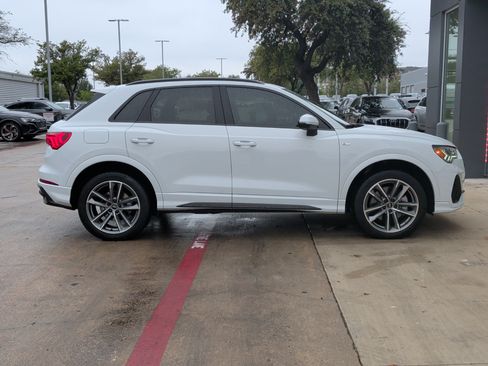 Certified 2024 Audi Q3 2.0T Premium Plus w/ Premium Plus Package image 10