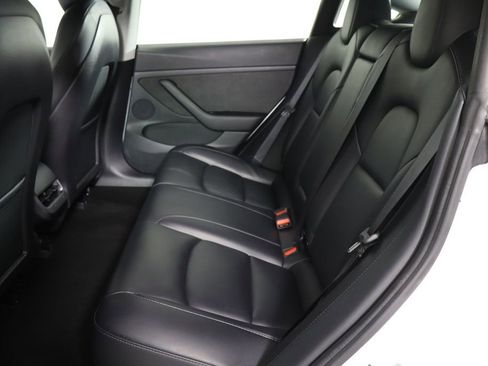 Used 2021 Tesla Model 3 Standard Range Plus RWD image 14