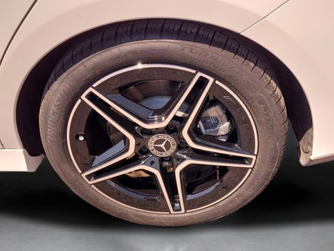 Certified 2026 Mercedes-Benz CLA 250 image 5