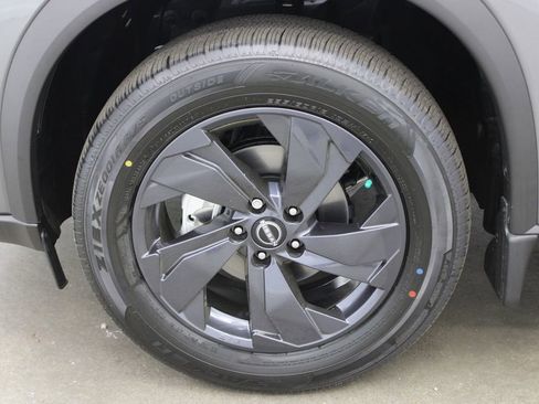 New 2026 Nissan Rogue SV FWD image 26