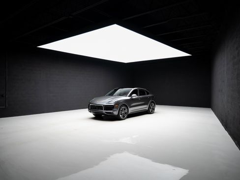 Used 2023 Porsche Cayenne Turbo image 93