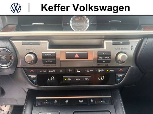 Used 2017 Lexus ES 350 FWD image 24