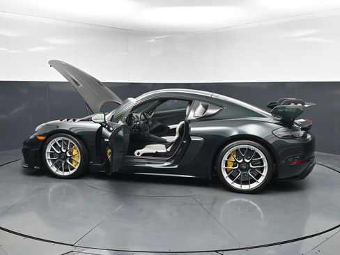 Certified 2025 Porsche 718 Cayman GT4 RS RWD image 33