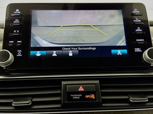 Used 2021 Honda Accord EX image 18