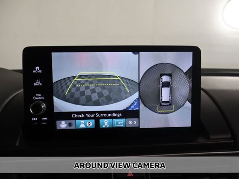 Used 2025 Honda Pilot Elite image 6
