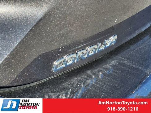 Used 2023 Toyota Corolla SE image 11