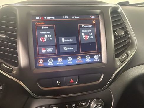 Used 2020 Jeep Cherokee Trailhawk w/ Cold Weather Group AWD/4WD image 20