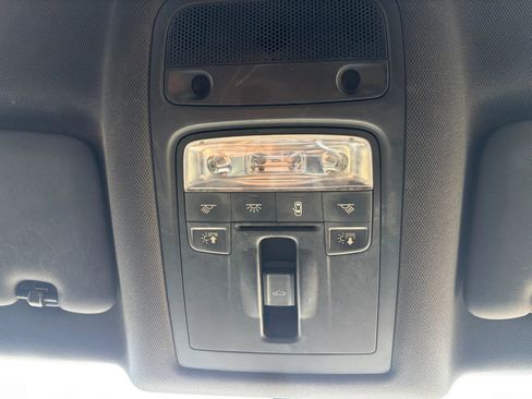 Used 2018 Audi Q3 2.0T Premium image 21