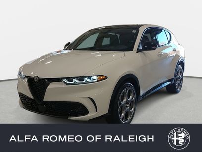 New 2025 Alfa Romeo Tonale w/ Premium Package